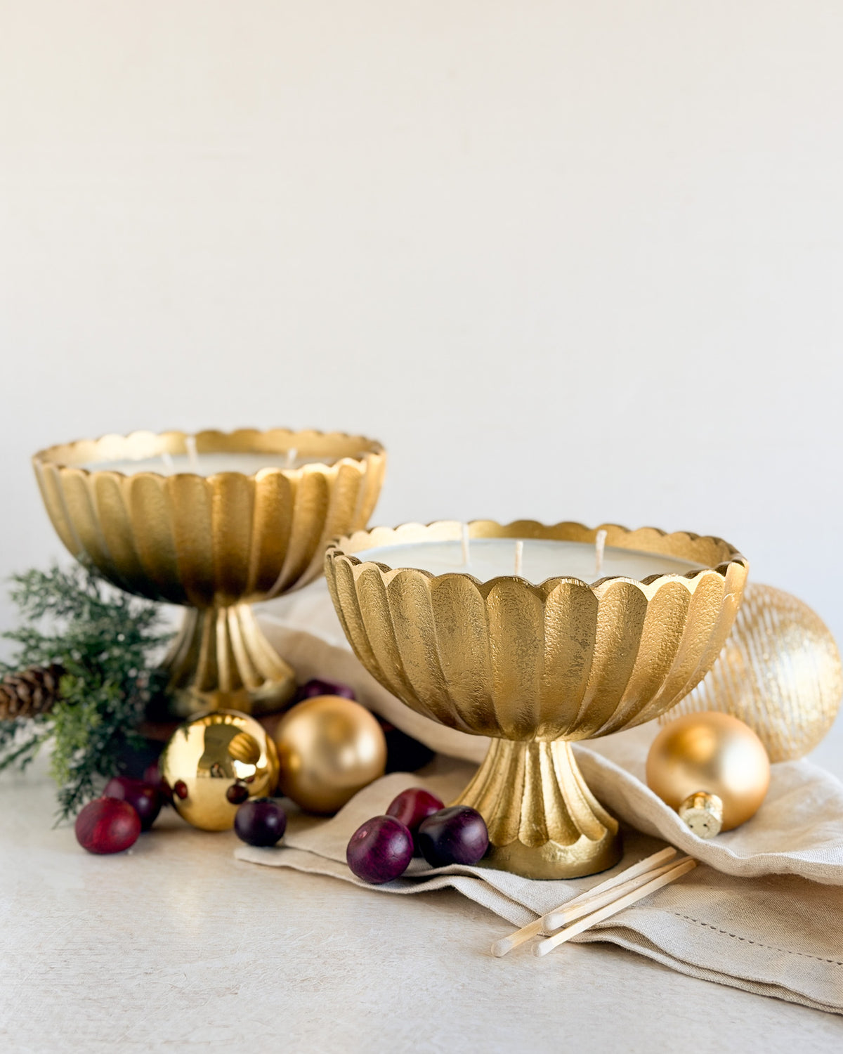 The Gold Compote | 14 oz Triple-Wick Holiday Candle