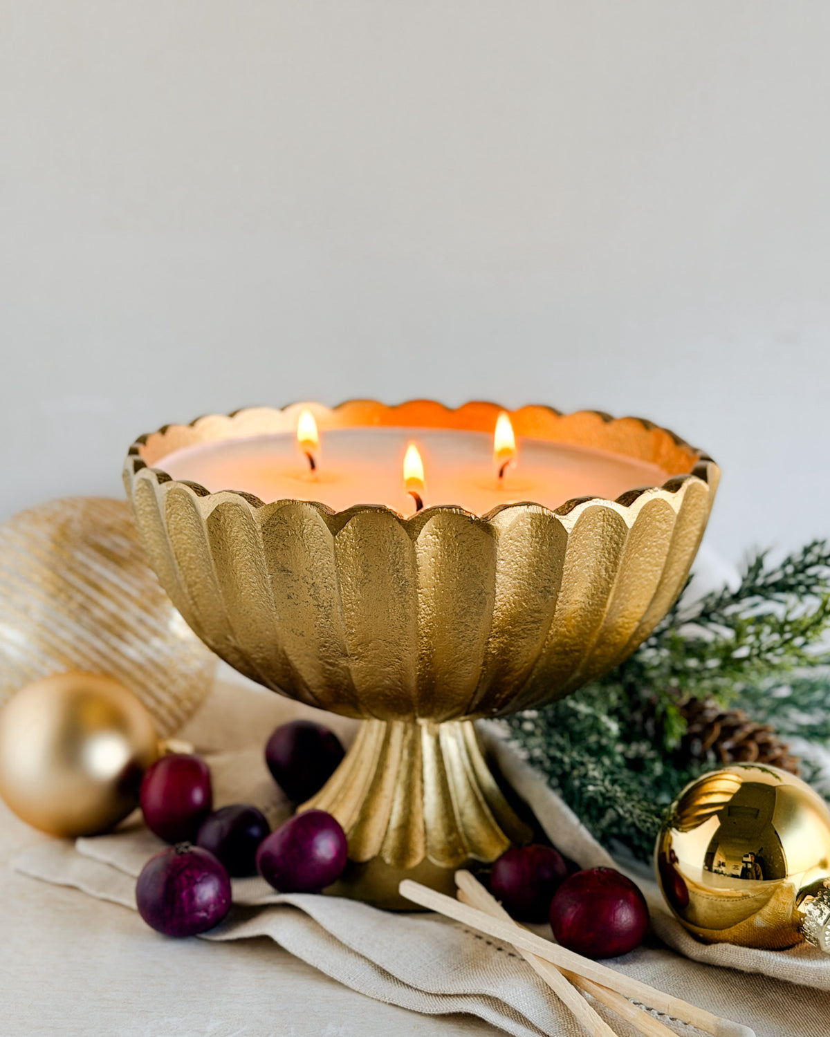The Gold Compote | 14 oz Triple-Wick Holiday Candle