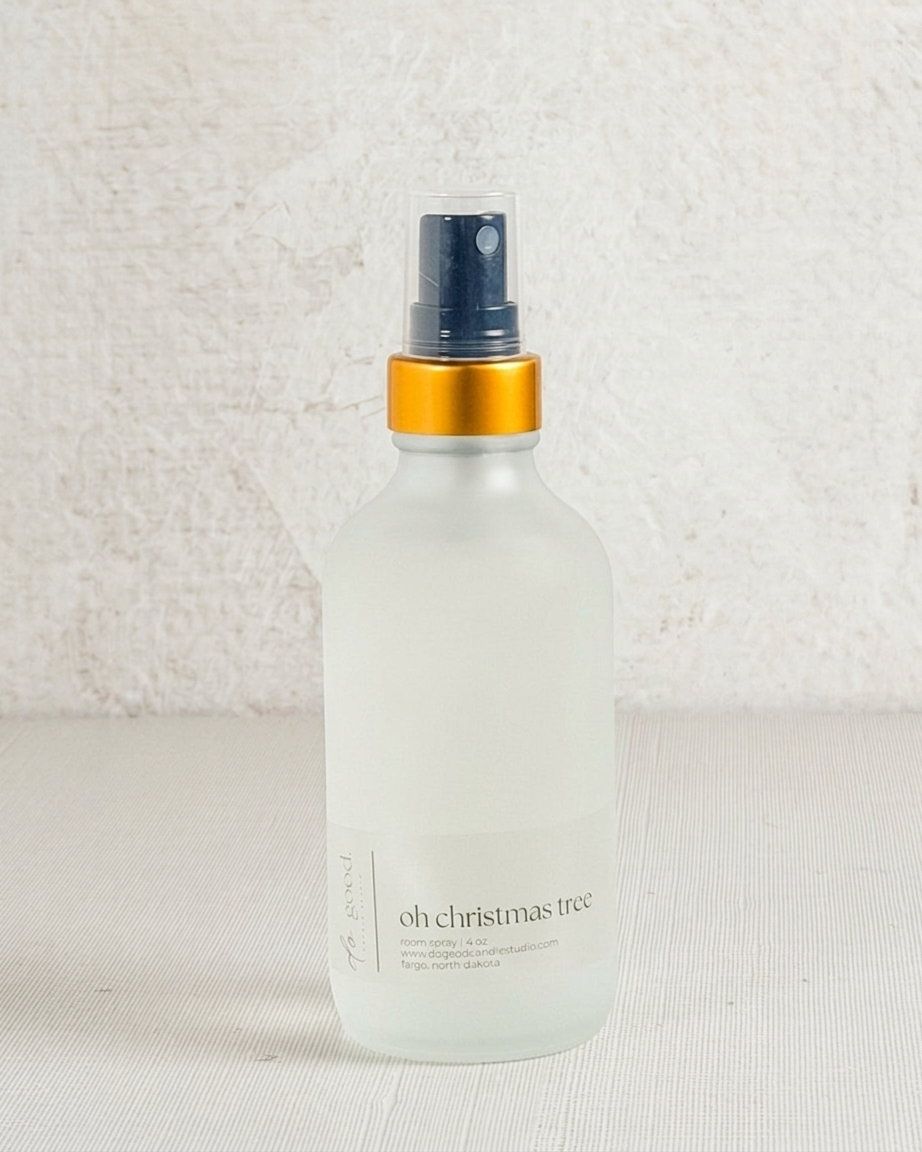 Oh Christmas Tree Room Spray | 4 oz Linen & Room Spray | Holiday Scent